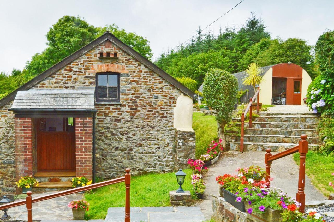 Shipload Cottage Hartland Eksteriør billede